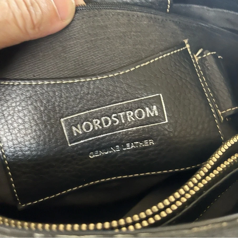 NORDSTROM Black Pebbled Leather BOHO Satchel Purse. Like new.